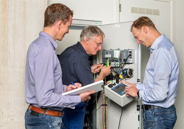 Samenwerking Van den Bor Elektrotechniek en fortop Samenwerking Van den Bor Elektrotechniek en fortop
