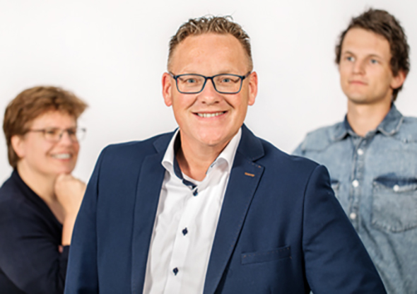 Adriaan van der Schaar | Sr. Accountmanager Adriaan van der Schaar | Sr. Accountmanager